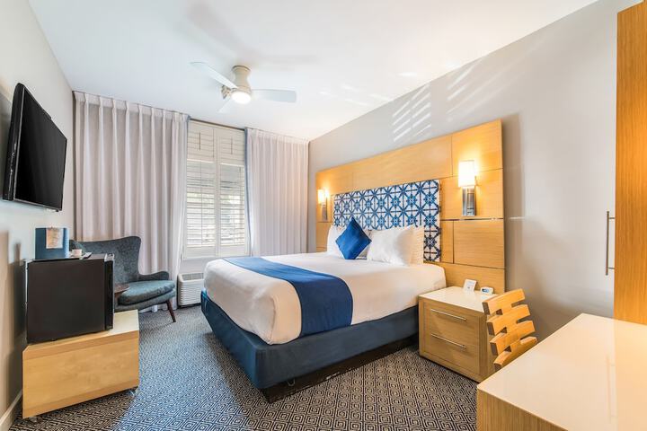 Room 14 of 38