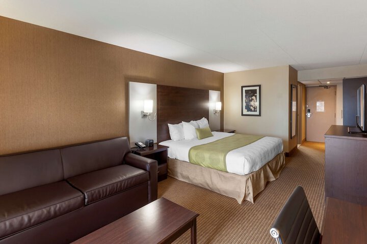 Room 13 of 44