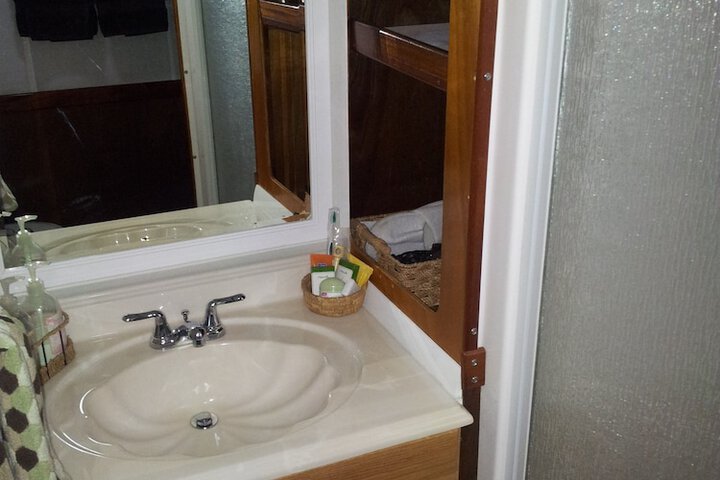 Room 14 of 42