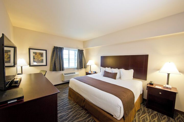 Cobblestone Inn & Suites - Boone