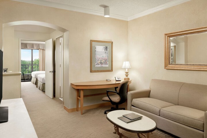 Room 28 of 59