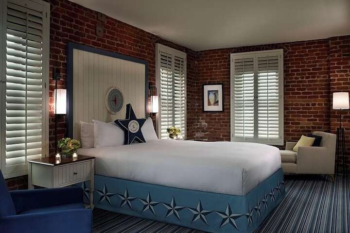 Room 51 of 130