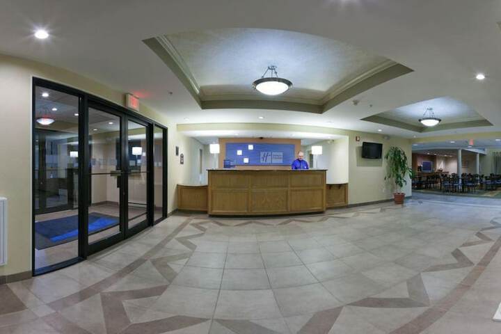 Hotel Interior 9 of 49