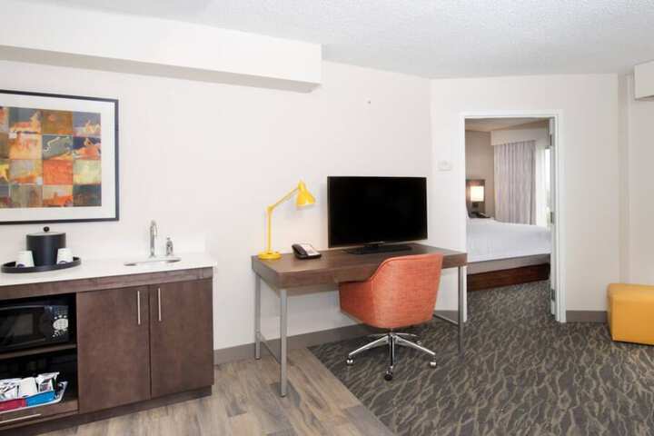 Room 15 of 60