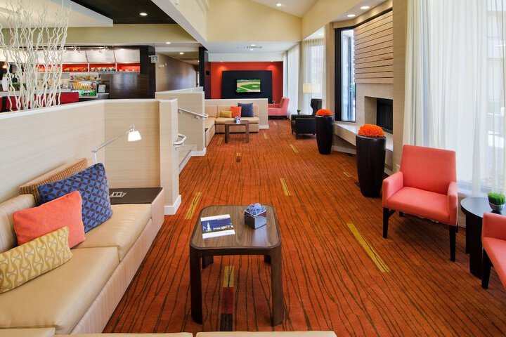 Hotel Interior 9 of 29