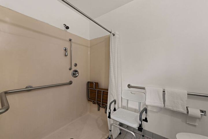 Room 25 of 36