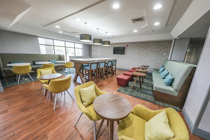 Hampton Inn Hutchinson