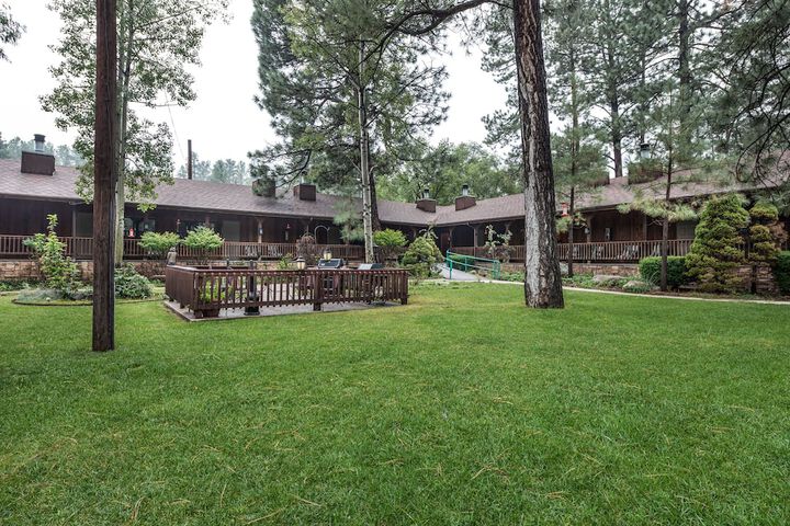 Hotel Exterior 60 of 66