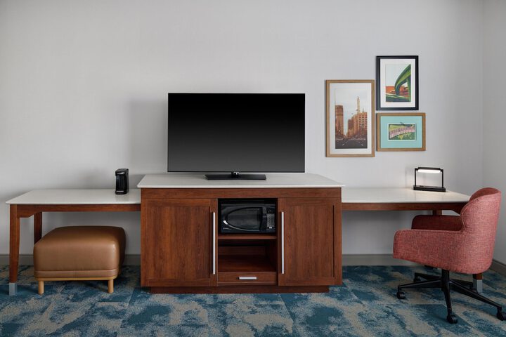 Hampton Inn & Suites Detroit / Troy