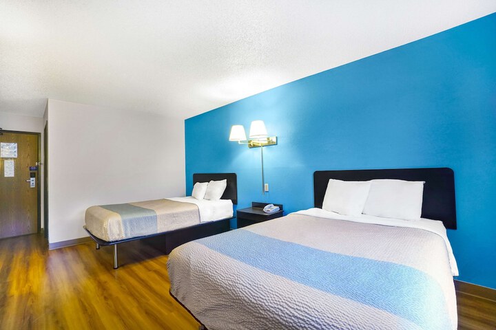 Room 20 of 25