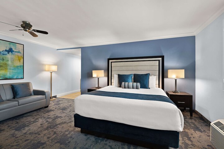 Room 15 of 42