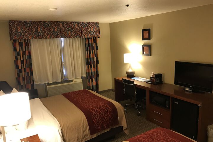 Room 53 of 78