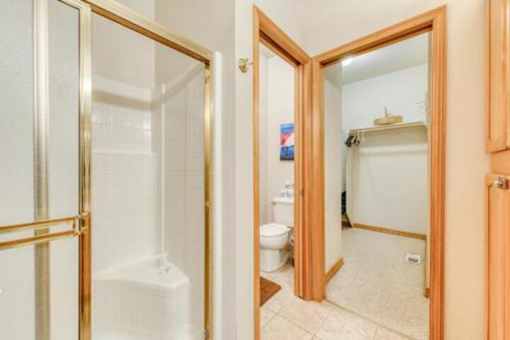 Clarks Mountain Condo