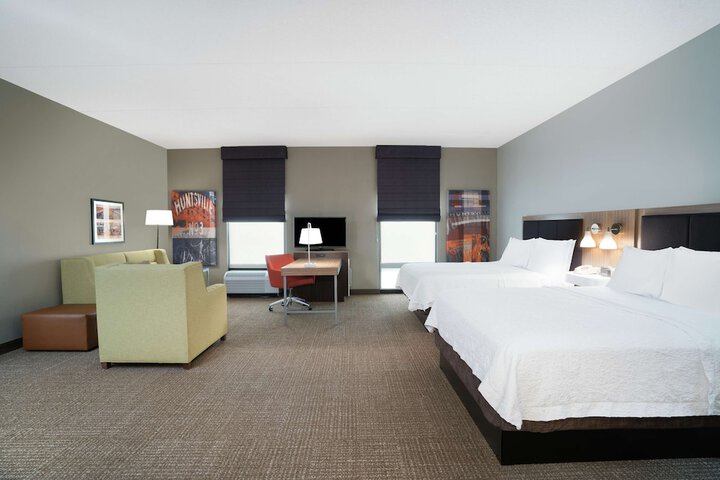 Room 16 of 43