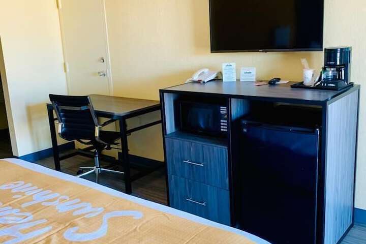 Room 5 of 23