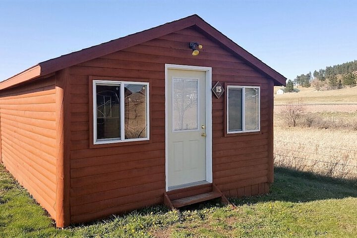 No Name City Luxury Cabins & RV