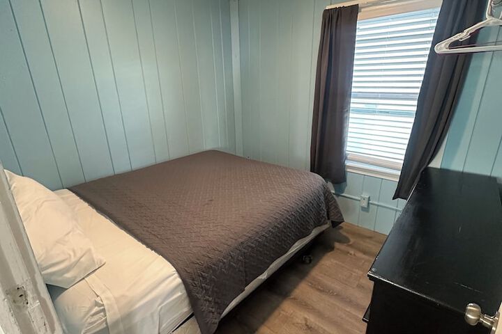 Room 50 of 105