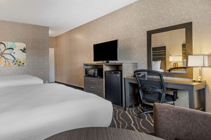 Room 14 of 34