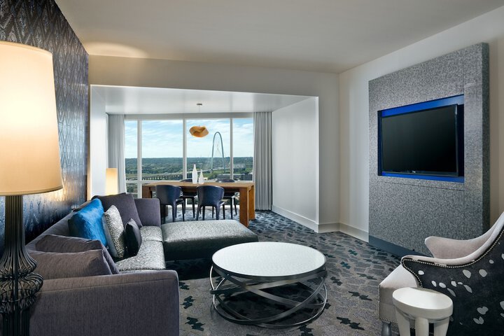 Room 22 of 126