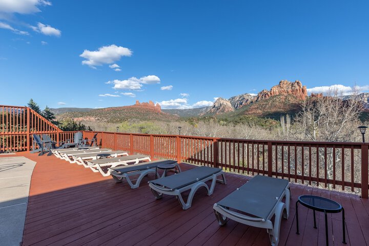 Sundeck 29 of 39