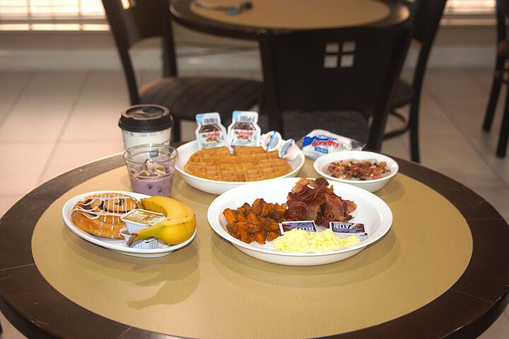 Breakfast/Coffee Service 26 of 28