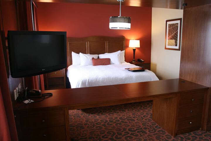 Hampton Inn & Suites Bastrop