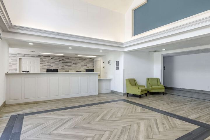 Hotel Interior 10 of 41