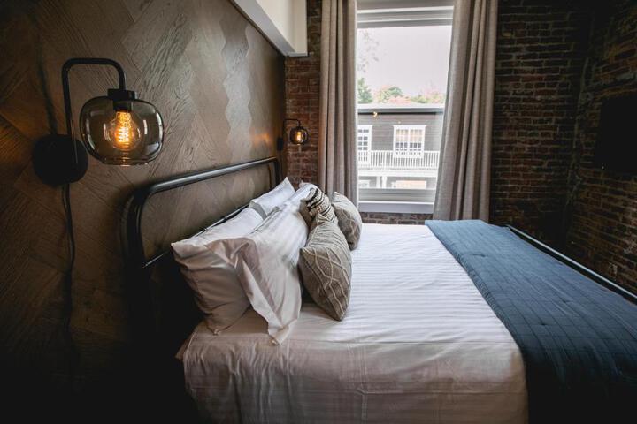 Historic Jacksonville Inn