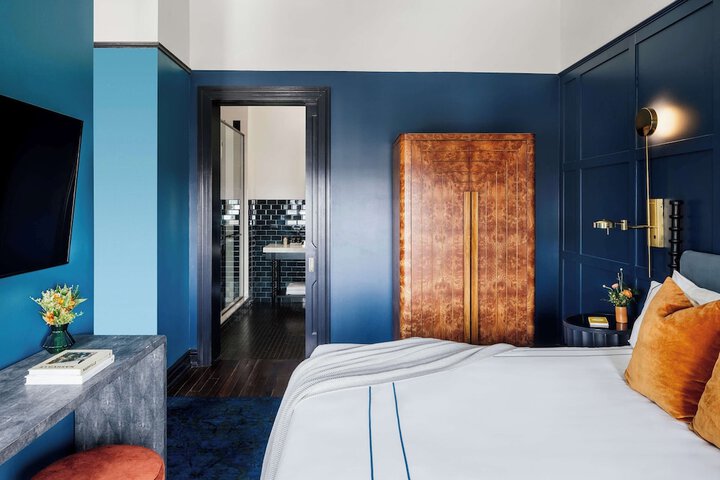 Room 51 of 67