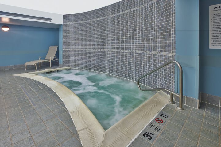 Holiday Inn Express Hotel & Suites Rochester - Victor by IHG