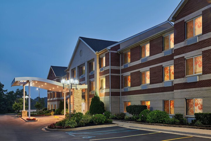 Fairfield Inn & Suites by Marriott Detroit Farmington Hills
