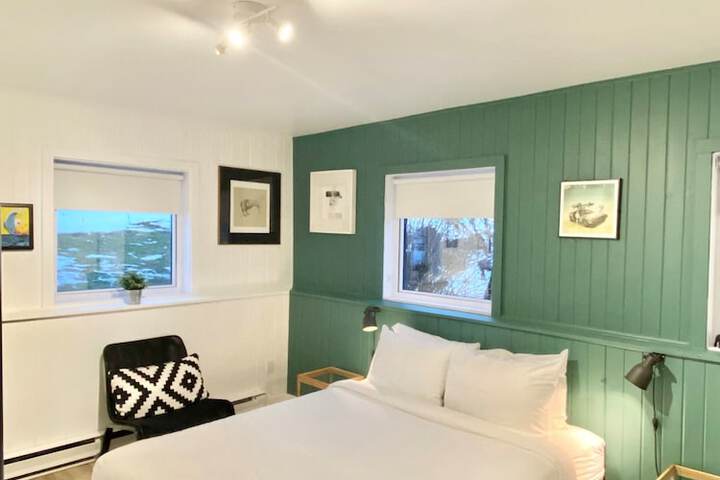 Room 50 of 62