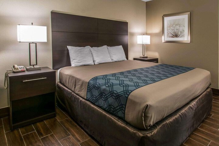 Room 20 of 28