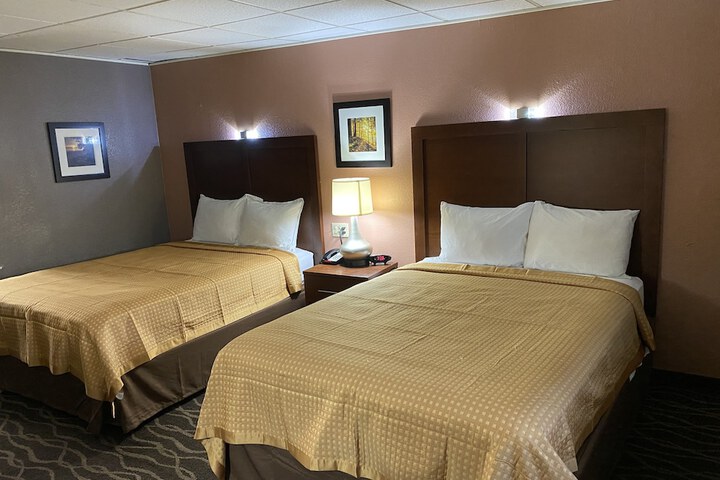 Room 29 of 40
