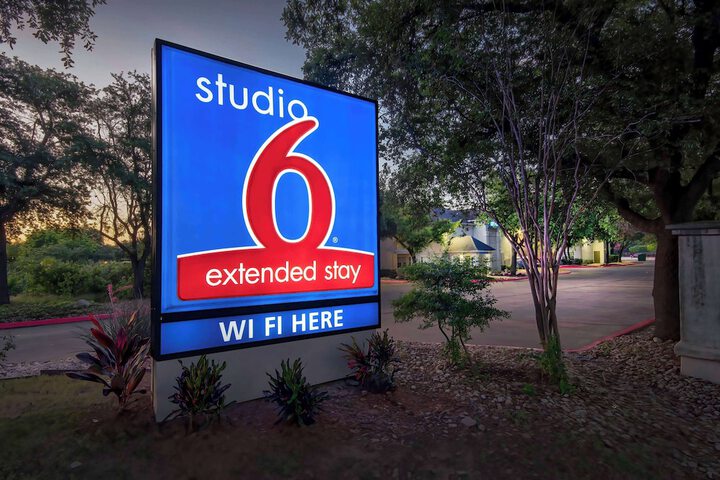 Hotel 4 of 38