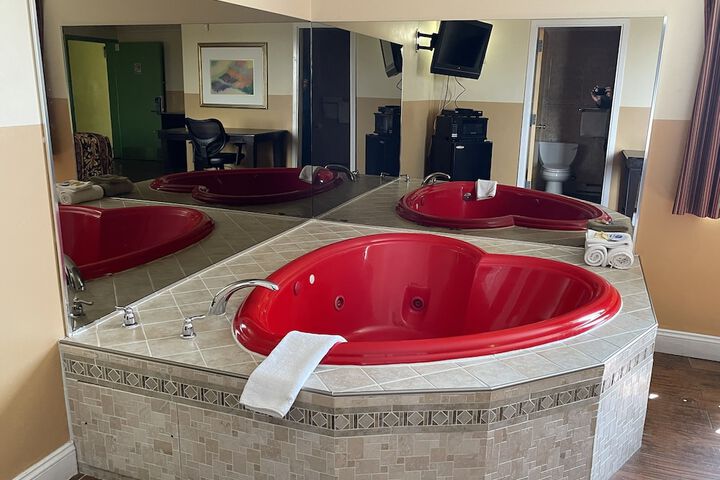 Sea Palace Inn