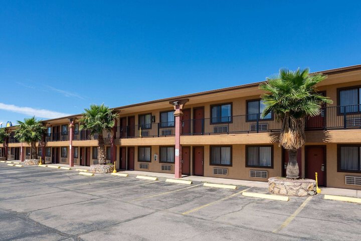Hotel 3 of 31