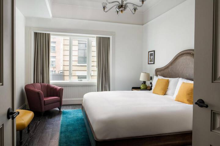 The Beekman a Thompson Hotel, by Hyatt