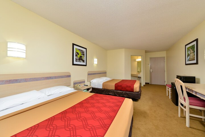 Econo Lodge Belle Fourche