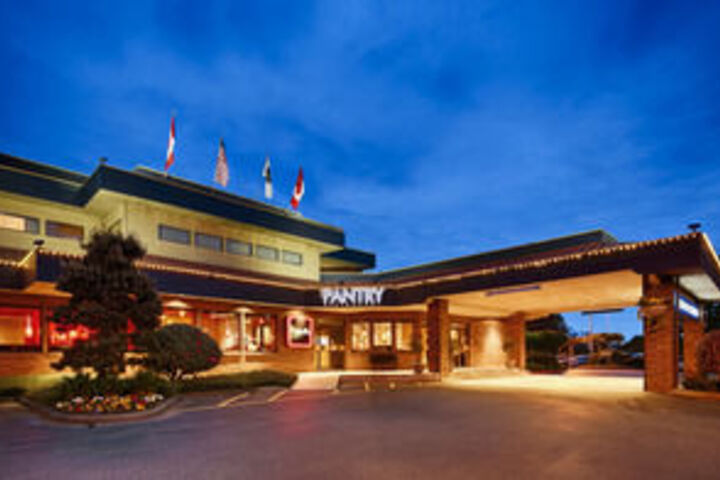 BEST WESTERN PLUS Coquitlam Inn Convention Centre