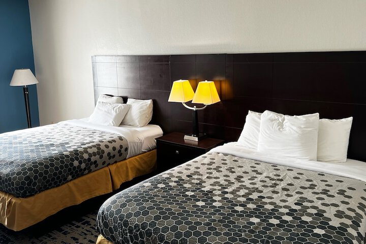 Room 5 of 30