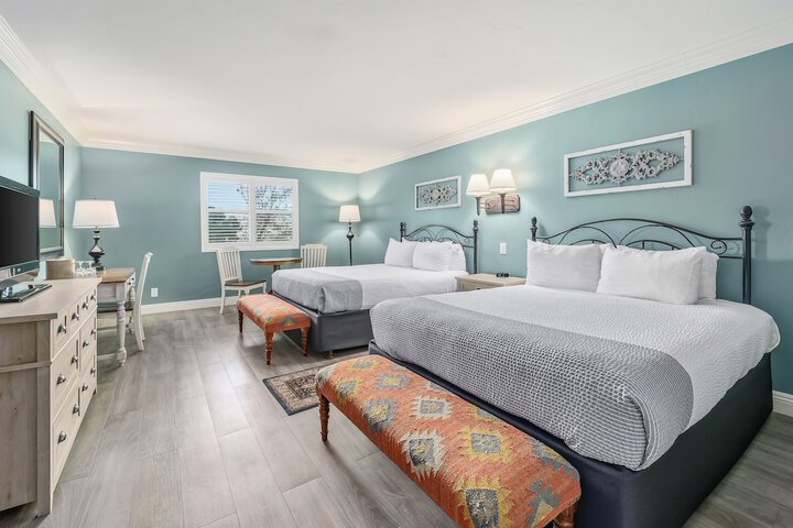 Cambria Pines Lodge
