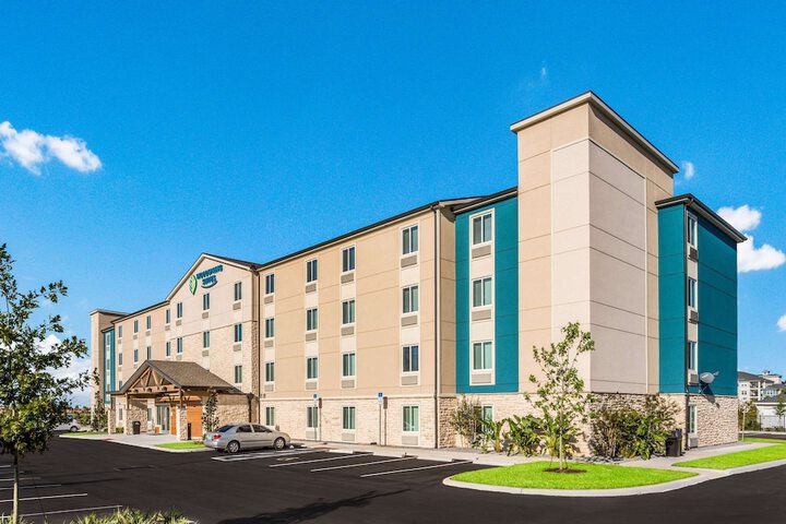 Hotel 2 of 34