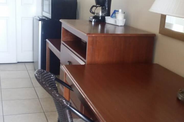 Room 16 of 36