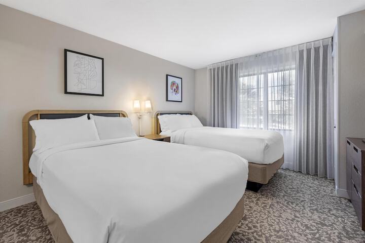 Sonesta ES Suites Portland Vancouver 41st Street