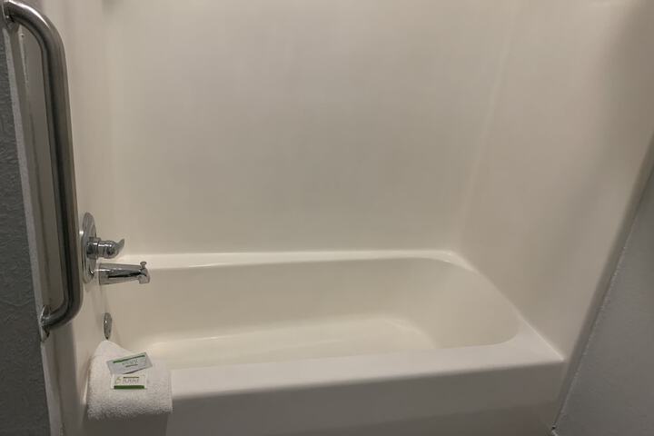 Room 30 of 44