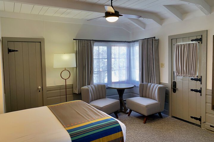 Room 14 of 24