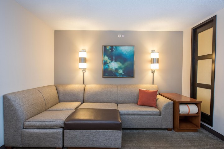 Room 36 of 48