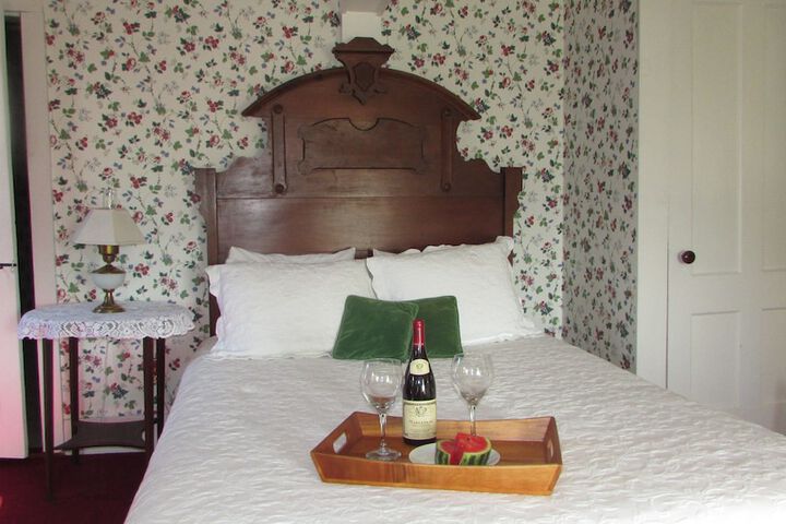 Center Lovell Inn