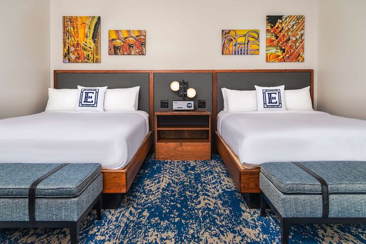 Room 21 of 54
